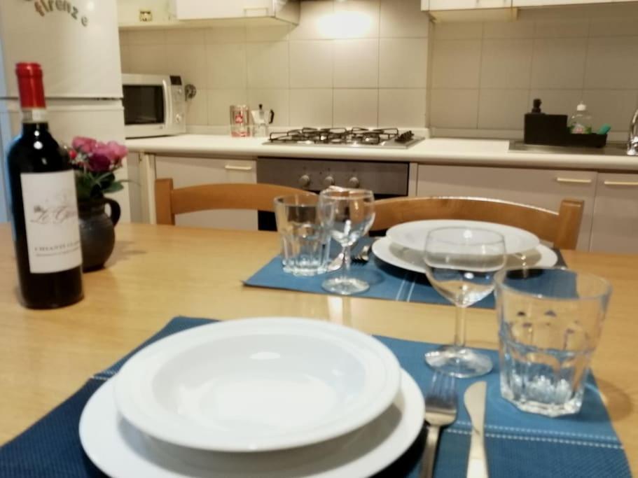 Cozy Apartment Near Train Station Firenze Kültér fotó