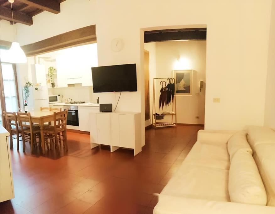Cozy Apartment Near Train Station Firenze Kültér fotó